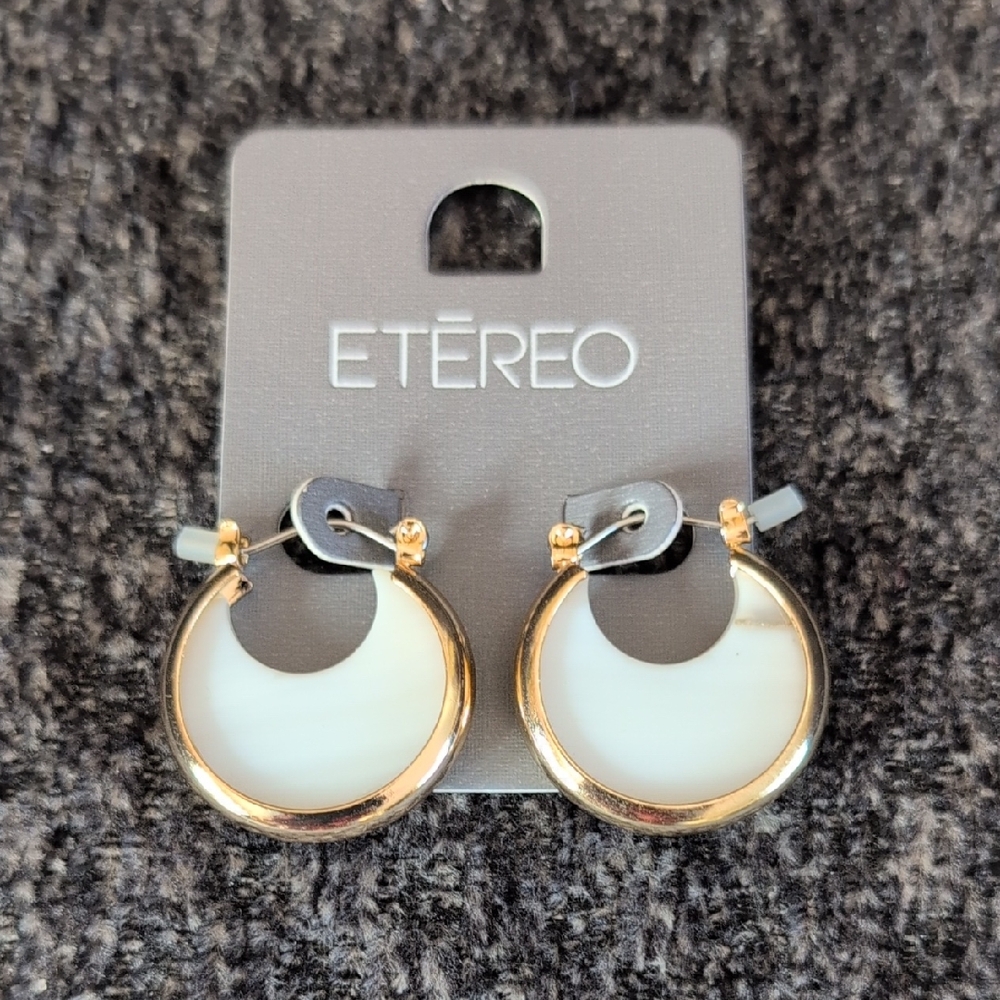 🆕 Gold and White Hoop Earrings